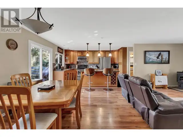 5040 MEIER SUB ROAD Cluculz Lake, British Columbia in Houses for Sale in Vanderhoof - Image 15
