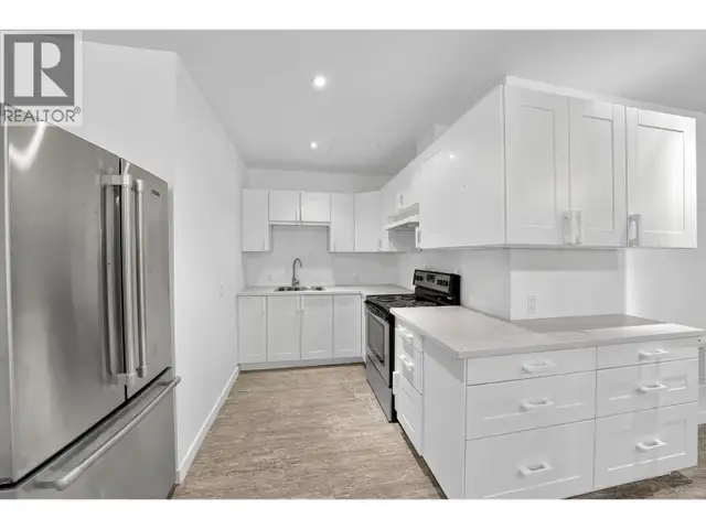138 SALIKEN Drive Penticton, British Columbia in Houses for Sale in Penticton - Image 19