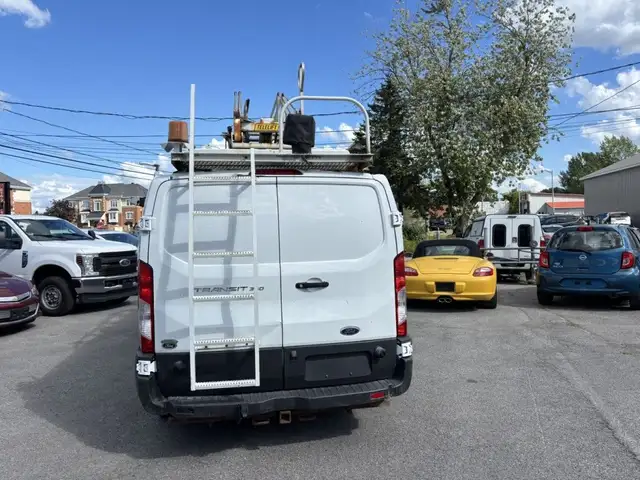 2018 Ford Transit Cargo Van WITH BOOM LIFT65359640947842122