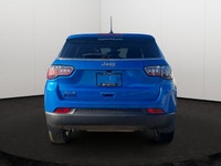 This Jeep Compass has a strong EC1 2.0L DOHC I-4 DI turbo engine w/ESS engine powering this Automati... (image 4)
