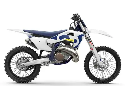 Concessionnaire des véhicules neufs et d'occasion. Motocross Husqvarna TC 250 2026 La TC 250 trône f...