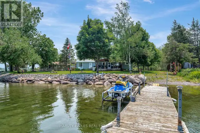 85 PIRATES COVE LANE Prince Edward County (South Marysburg Ward)628633156668191225