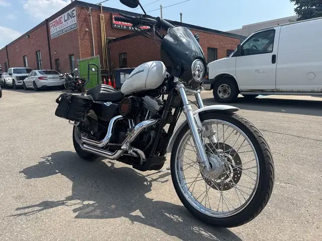 2005 Harley-Davidson Sportster ~ SPORSTER 883 ~ CANADIAN ~ V&H E in Street, Cruisers & Choppers in City of Toronto - Image 5