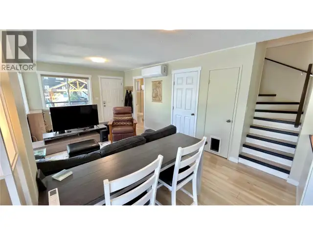 3109 East Lake Drive Christina Lake, British Columbia in Houses for Sale in Penticton - Image 26