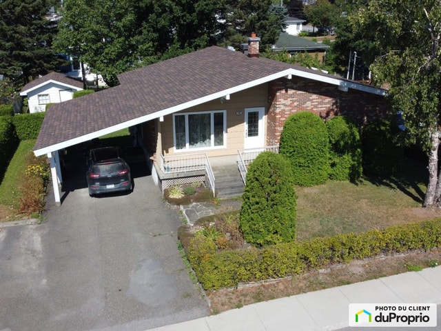 $367,000 - Bungalow for sale in Rimouski (Rimouski) — photo 1