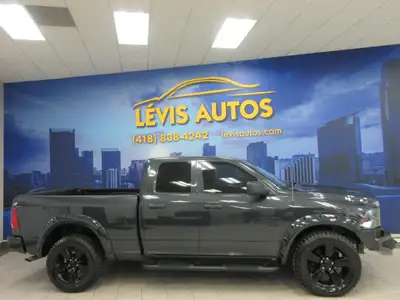 RAM 1500 2021 CLASSIC EXPRESS NIGHT EDITION V-6 3.6 LITRES QUAD-CAB BOITE 6.4 PIEDS 4X4 / MAGS 20 PO...