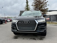 The 2019 Q7 is a mid-size luxury SUV known for its car-like handling, high-quality interior material... (image 3)