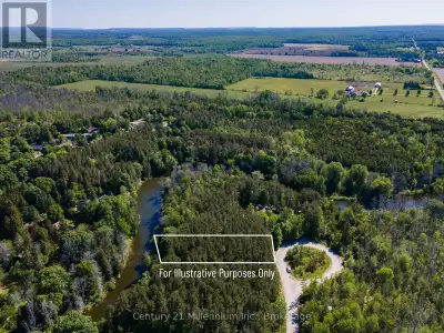 Incredible Opportunity on a Prime Waterfront Lot! This exceptional property offers a rare combinatio...
