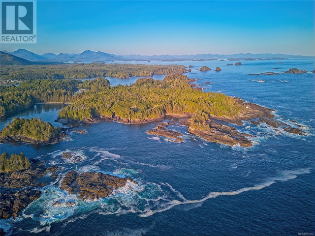330 Reef point Rd Ucluelet, British Columbia in Houses for Sale in Port Alberni - Image 2
