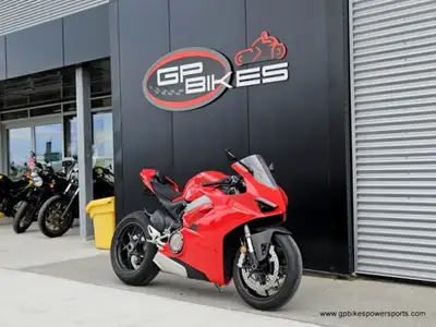 SOLD PENDING PICKUP------- SOLD PENDING PICKUP-----2019 Ducati Panigale V4 Ducati RedThe Science of...