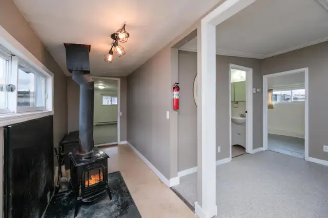 AFFORDABLE MOBILE HOME! 8-7 Prospector Rd (Felix Realtor®) in Houses for Sale in Whitehorse - Image 7