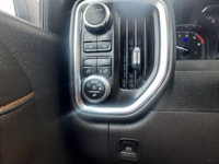 Recent Arrival! Onyx Black 2022 GMC Sierra 1500 Limited AT4 For Sale, Bridgewater 4WD 10-Speed Autom... (image 9)