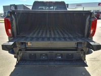 WAS: $74999 NOW: $73999 plus taxes and licensing feesWE DELIVER ANYWHERE IN CANADA! The 2022 GMC Sie... (image 6)