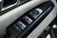 Designed for seamless family adventures, this 2024 Kia Carnival LX in stunning Aurora Black with a c... (image 9)