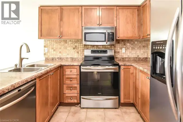 37 CORNERSTONE Drive 10th Line Shore, Ontario in Long Term Rentals in Hamilton - Image 11
