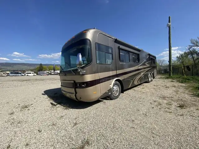 2006 Holiday Rambler Navigator 43PBQ in RVs & Motorhomes in Kelowna - Image 4