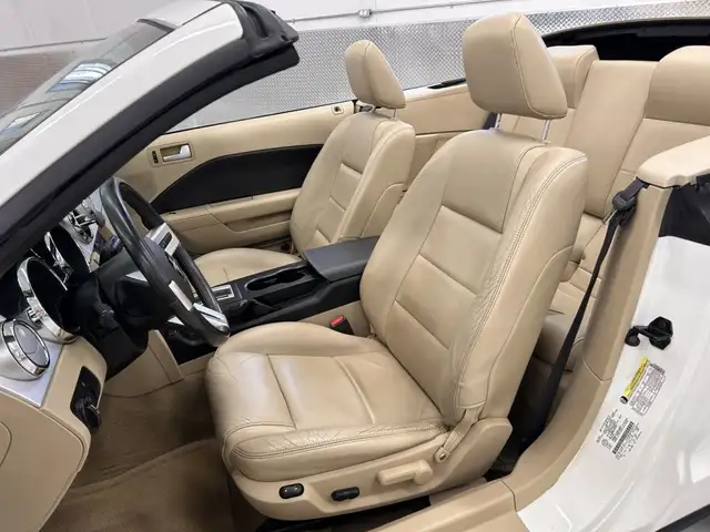 2005 Ford Mustang ***67 000KM***CONVERTIBLE*** in Cars & Trucks in City of Montréal - Image 12