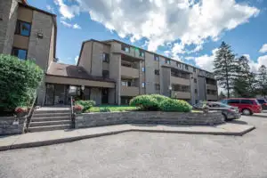 2 NEWLY RENOVATED BEDROOM APARTMENT FOR RENT IN BROCKVILLE!