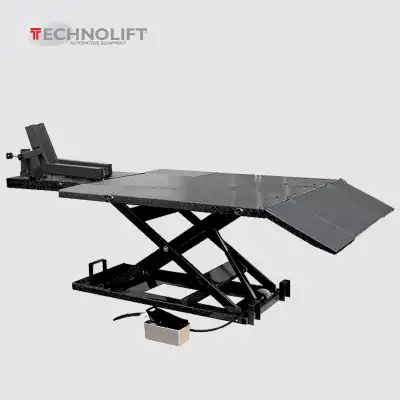 MOTORCYCLE LIFT / ATV LIFT 1500lb. MONDIAL MCL-15 - $2600.00 + HST This lift is designed to facilita...
