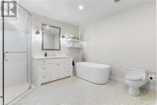 32 MAPLE HILL Drive Kitchener, Ontario in Houses for Sale in Kitchener / Waterloo - Image 32