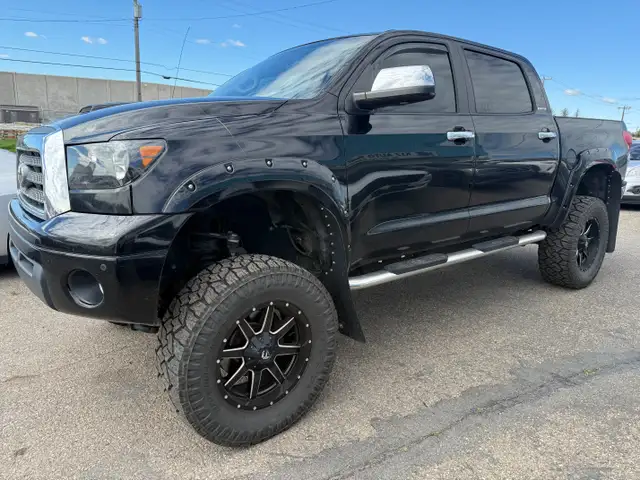 2007 Toyota Tundra Crewmax Limited LIFTED! in Cars & Trucks in Lethbridge - Image 6
