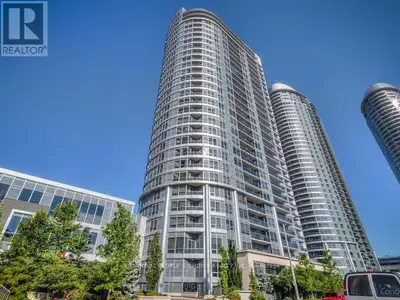 Welcome to 181 Village Green Square, A Bright And West-Facing 2-Bedroom Condo In The Desirable Aginc...