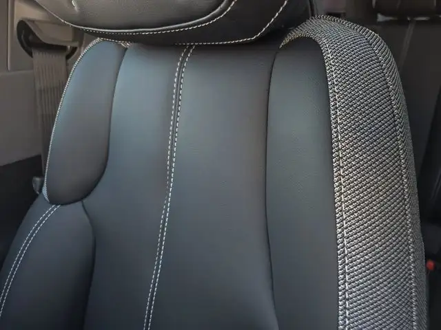 2027 Cadillac OPTIQ Sport in Cars & Trucks in Winnipeg - Image 25