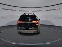 // ACCIDENT FREE!! // Meet the 2023 GMC Acadia SLE AWD | Remote Start | Heated Seats | Navigation, a... (image 6)