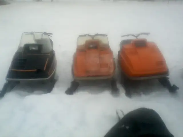 NUMEROUS.SLEDS.FOR.SALE.READ.BELOW.CALL.7802409380 in Snowmobiles in Edmonton - Image 15