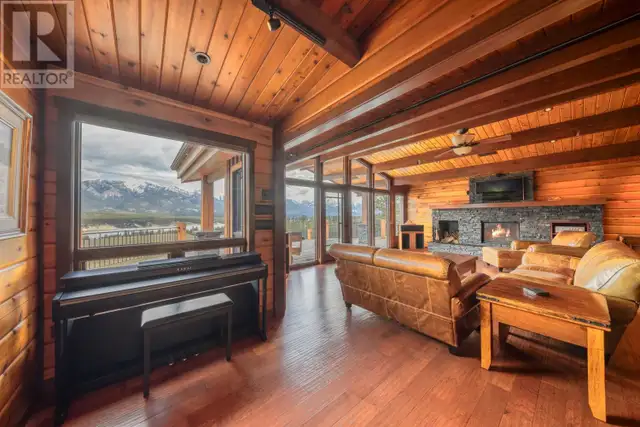 2175 WESTSIDE Road Invermere, British Columbia in Houses for Sale in Revelstoke - Image 24