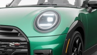 MINI Laval vous présente la toute nouvelle *MINI Cooper S 3 portes 2026*. Expressive et assurée, la... (image 5)
