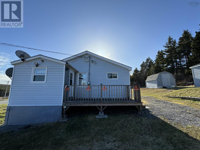 4586 Highway 16 Half Island Cove, Nova Scotia in Houses for Sale in New Glasgow - Image 3