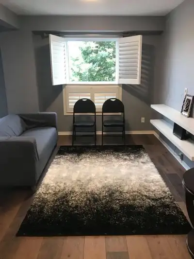 June 1 room w/ walk-in closet. Semi-private bath. Now 625, obo.