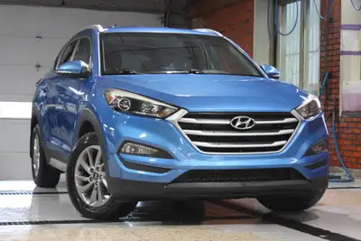 2017 HYUNDAI TUCSON PRENIUM AWD AUTOMATIQUE 139000KM TOUT EQUIPE AIR CLIMATISE GROUPE ELECTRIQUE COM...