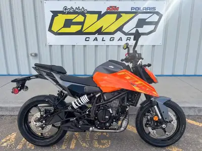 CLEARANCE SPECIAL LIGHTWEIGHT STREET FUN AT A MASSIVE SAVINGSThe 2024 KTM 250 Duke is one of the mos...