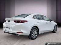 2023 Mazda Mazda3 La Mazda3 GS 2023 est une berline compacte qui se distingue par son design élégant... (image 4)