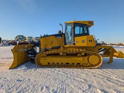 Pour assistance en Francais, SVP applez Chris 780-266-8827, merci beaucoup. 2014 DEERE 850K WLT 2014...