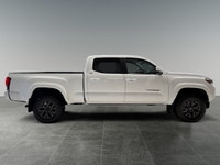 Thanks for viewing our House Of Cars Argyll inventory! AMVIC licensed dealer! 2023 Toyota Tacoma Eng... (image 7)