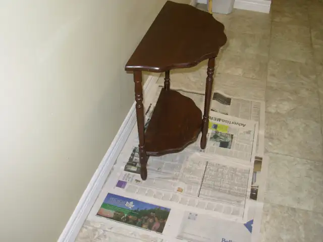 Small  Crescent Table with Shelf. 23"x12"x23"high. in Other Tables in Fredericton - Image 3