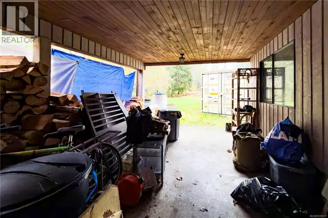 9571 Gleadle Rd Black Creek, British Columbia in Houses for Sale in Comox / Courtenay / Cumberland - Image 22