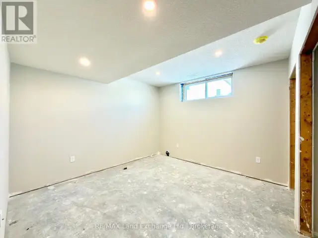 159 WESTLINKS DRIVE Saugeen Shores, Ontario in Houses for Sale in Owen Sound - Image 13