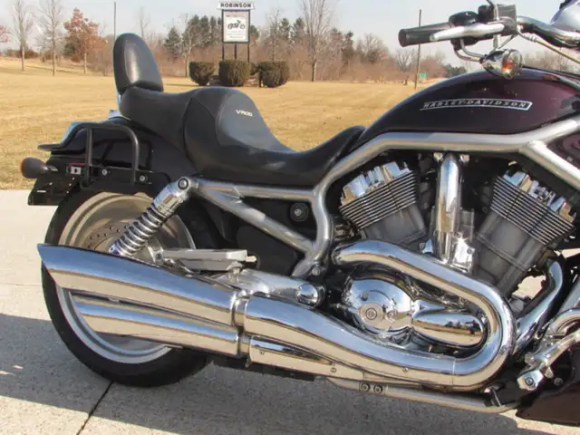 2006 Harley-Davidson VRSC A VRod in Street, Cruisers & Choppers in Leamington - Image 34