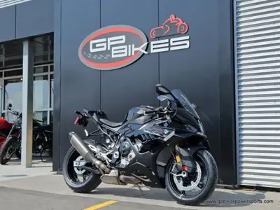 SOLD PENDING PICK UP----------Take advantage of our BMW special deal! Finance rate starting at 2.99%...