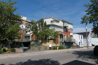 HINTONBURG 3 Bedroom  2 bath Townhome