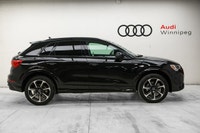 Get noticed in this beautiful Mythos Black Metallic SUV!! Treat yourself to the features you deserve... (image 3)