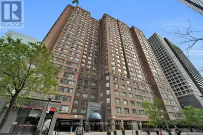 1113 - 633 BAY STREET Toronto (Bay Street Corridor), Ontario