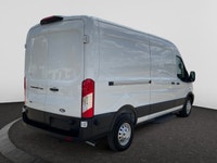 Check out this vehicle's pictures, features, options and specs, and let us know if you have any ques... (image 4)