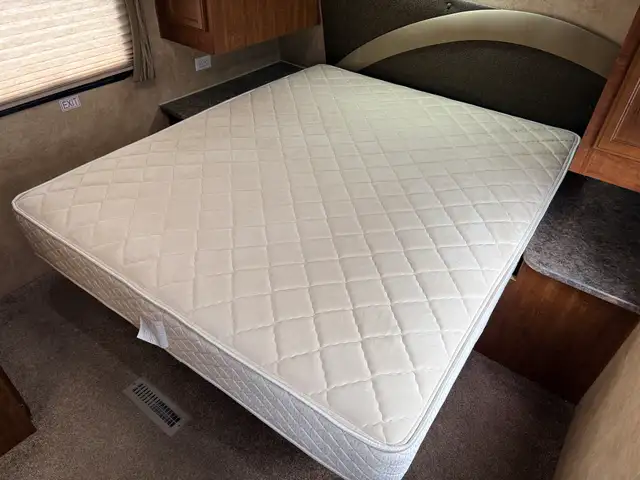 2011 Jayco JAY FLIGHT 29 RLS in Travel Trailers & Campers in St. Albert - Image 33