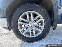 This *2022 GMC Sierra 1500 4x4* powered by the *6.2L EcoTec3 V8 Engine* delivers an impressive 420 h... (image 9)