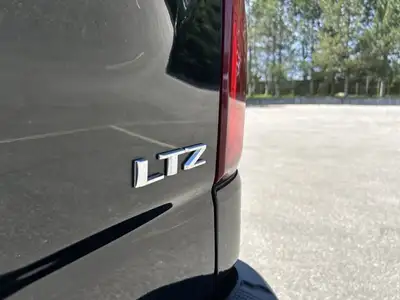 2023 Chevrolet Silverado 1500 LTZ Crew Cab 4WD | No Accidents, View more